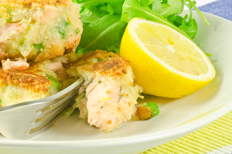 Simple Fishcakes easy on the purse strings, very easy on the tastebuds. 