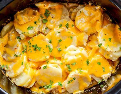 Delicious crockpot potatoes, quick to prepare, easy on the pocket and simply delicious to eat